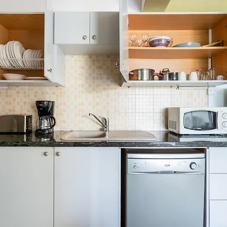 Odin 1-br & Balcony In Апартаменты