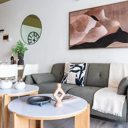 Odin 1-br & Balcony In * Larnaca