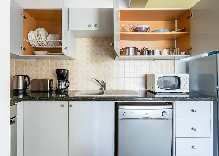 Odin 1-br & Balcony In Апартаменты