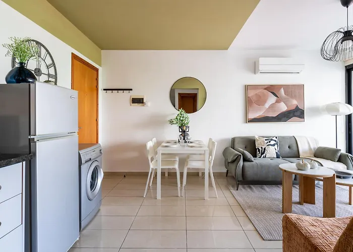 Odin 1-br & Balcony In Larnaca