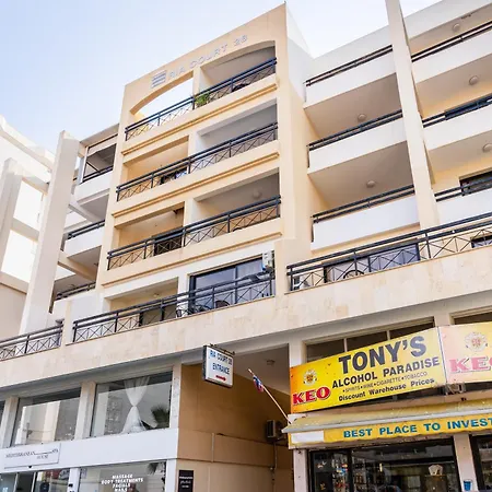 Odin 1-br & Balcony In アパート ラルナカ